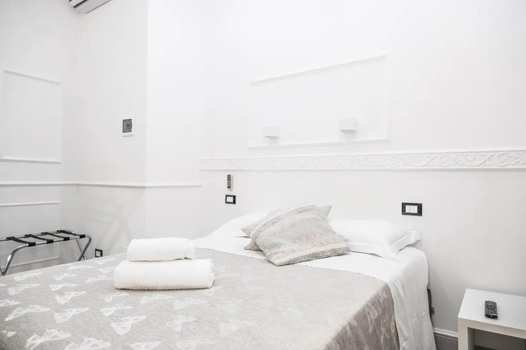 DOUBLE ECONOMY Room, Locanda Parlamento, Rome