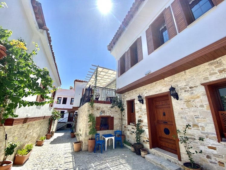 Villa Ephesus, Izmir