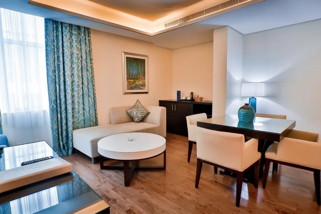 SUITE PREMIUM Room, Signature Hotel Al Barsha, Dubai