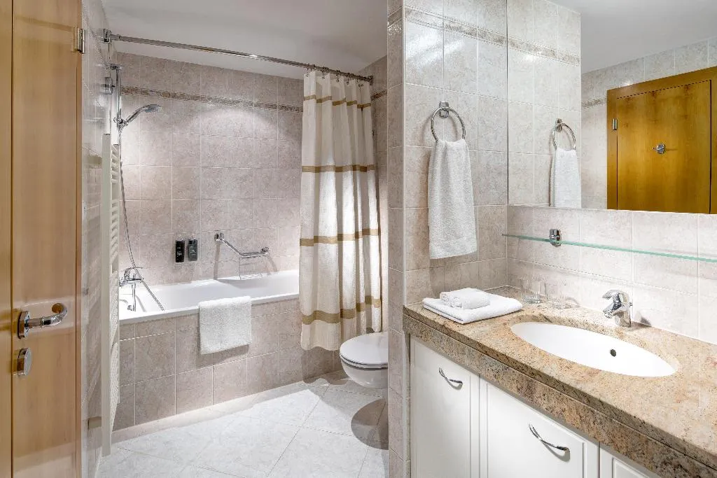 STUDIO DELUXE Room, Mamaison Residence Downtown, Prague
