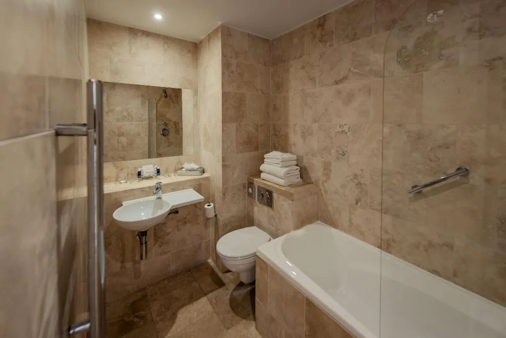 Room, Premier Suites Dublin, Dublin