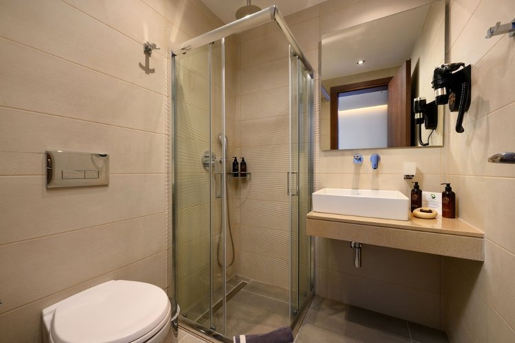 Ray Hotel, Corfu