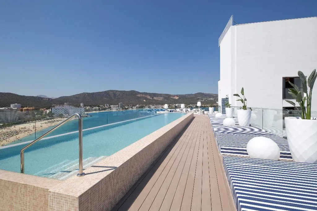 Terrace, FERGUS Style Tobago, Majorca