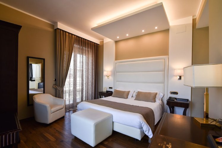Hotel Palma, Naples
