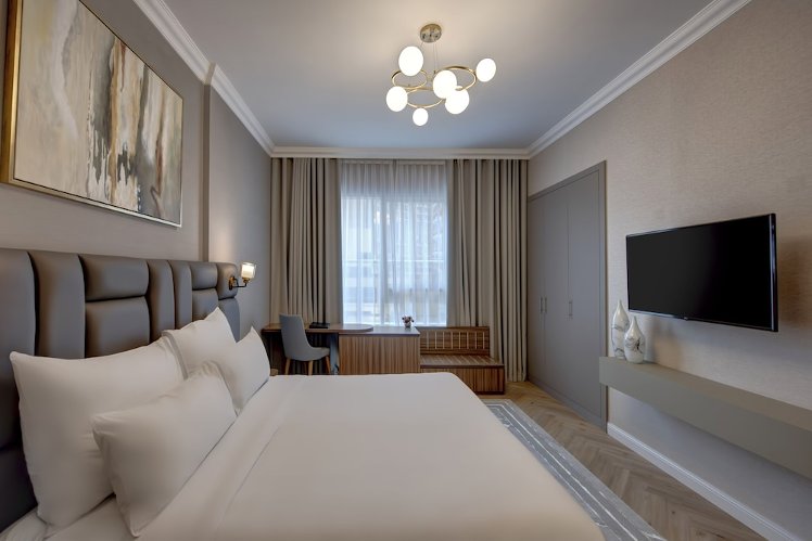 Royal Regency Suites Dubai Marina, Dubai
