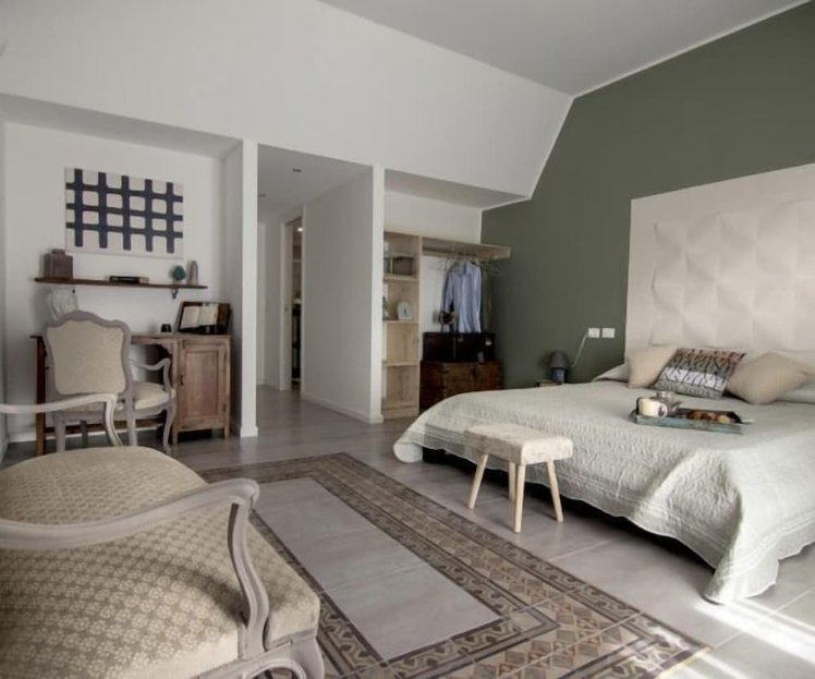 Ad Hoc Rooms, Palermo