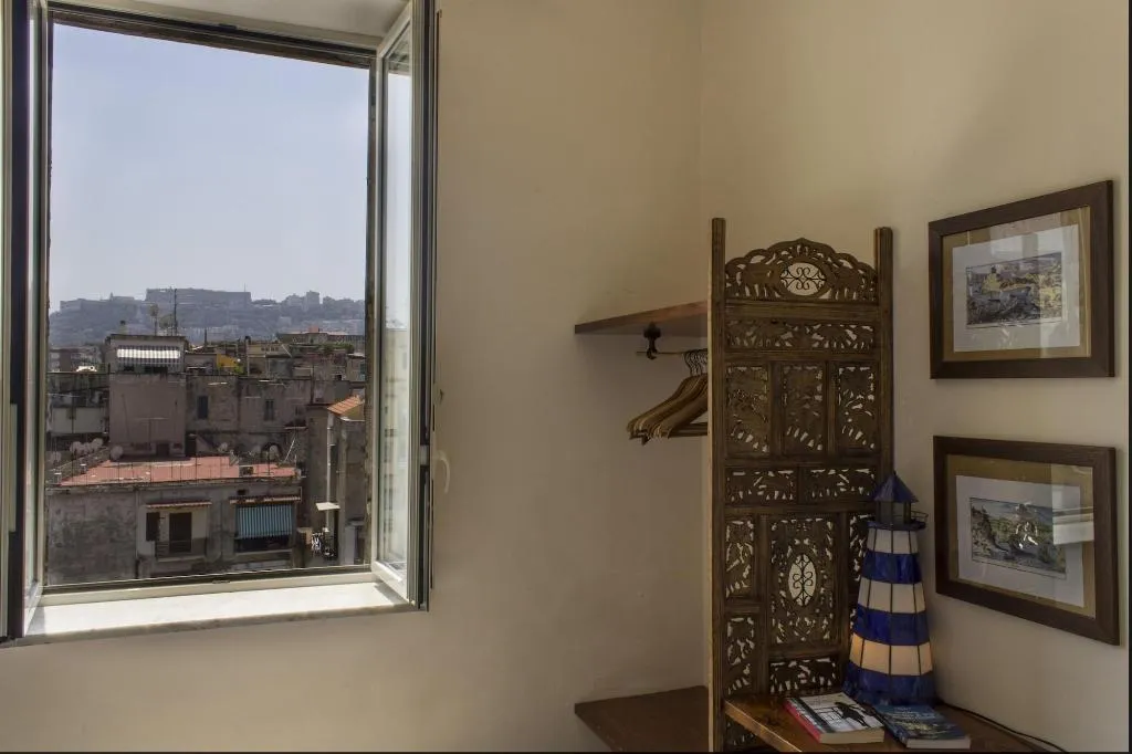 Room, B&B Cerasiello, Naples