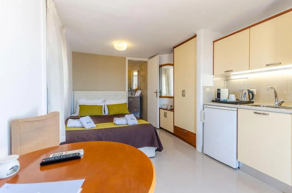 Room, Pela Mare, Crete