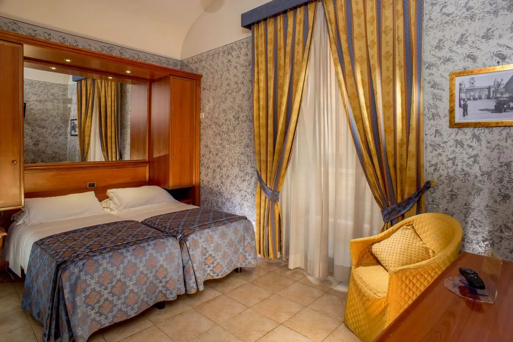 TWIN STANDARD Room, Assisi, Rome