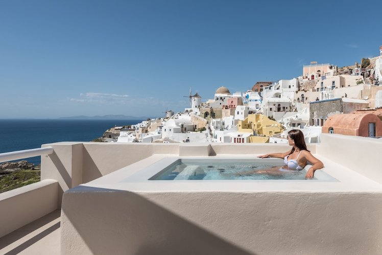 Oia Castle Luxury Suites, Santorini