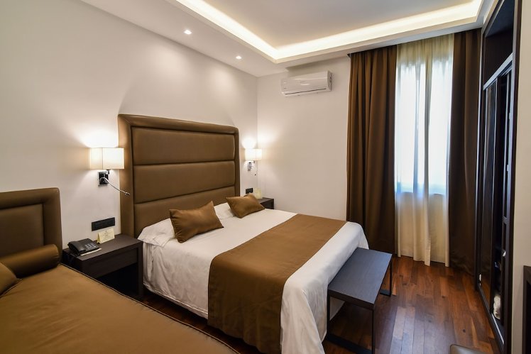 Hotel Palma, Naples