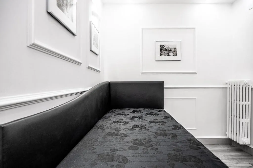 Room, Locanda Parlamento, Rome