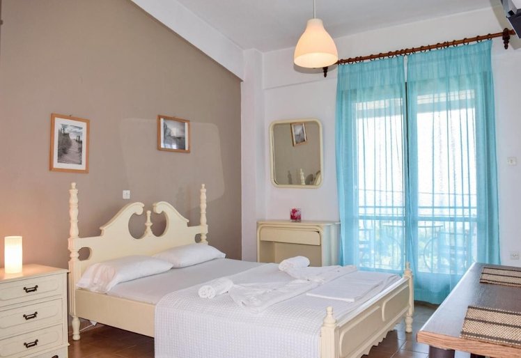 Ostria's House, Kefallinia