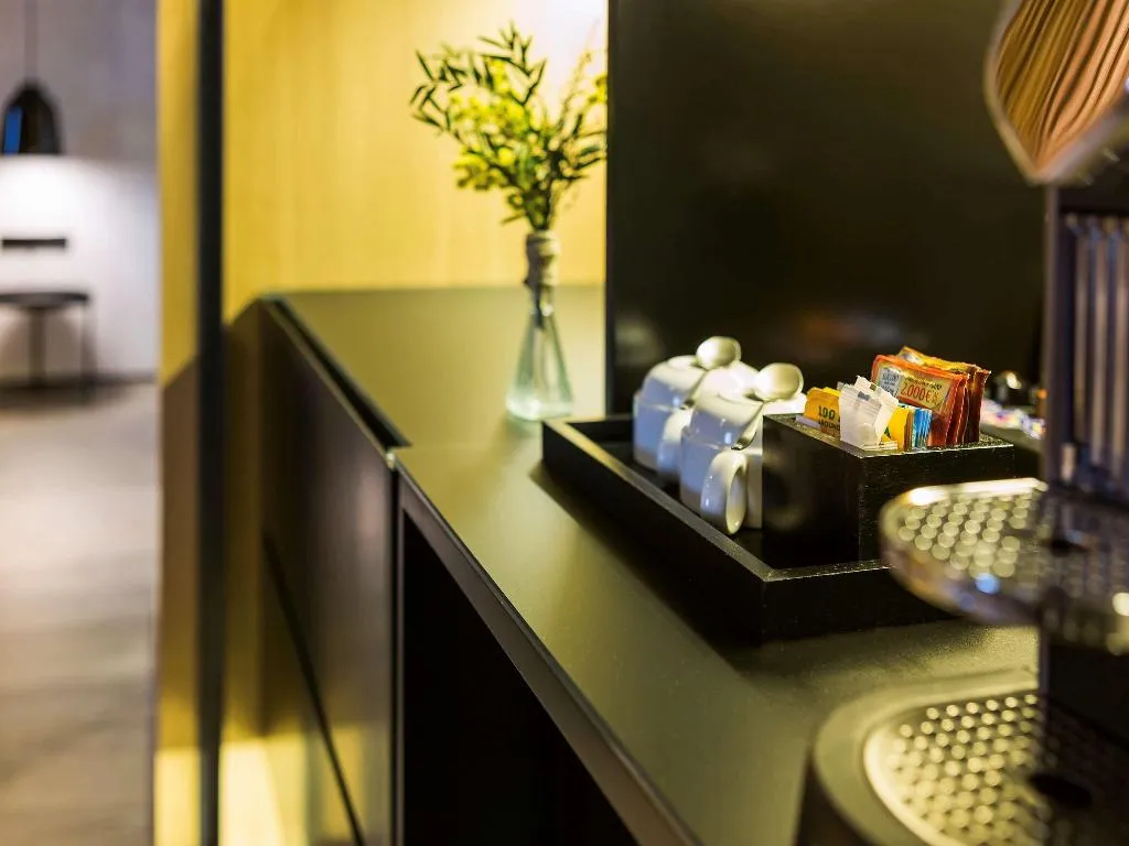 JUNIOR SUITE STANDARD Room, Novotel Sevilla, Seville