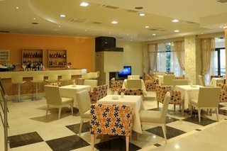 Exterior, Thea Sto Galazio, Thessaloniki