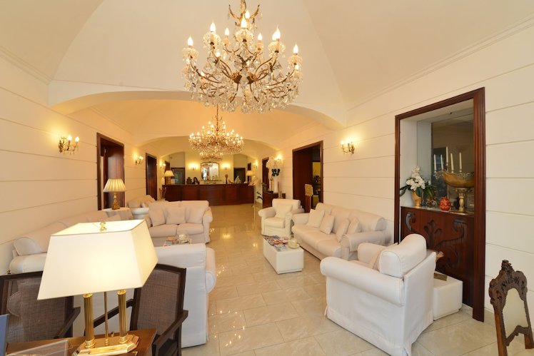 Hotel Palma, Naples