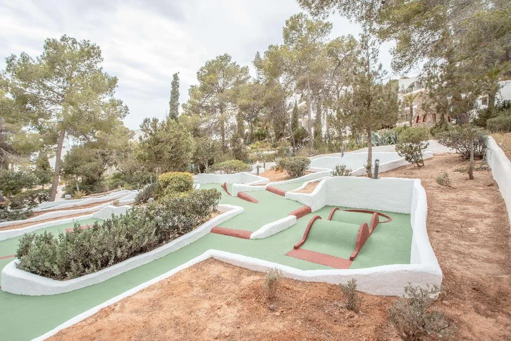 Sports and Entertainment, Marble Hotel Stella Maris, Ibiza