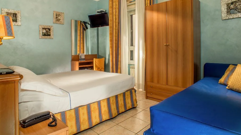 DOUBLE STANDARD Room, Assisi, Rome