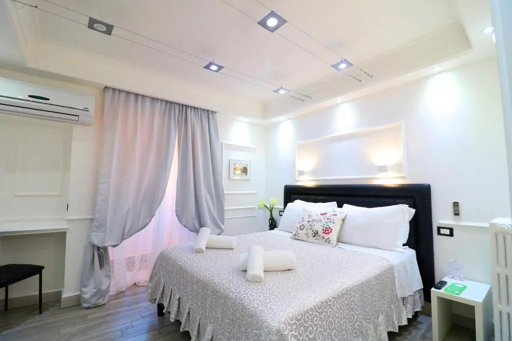 Room, Locanda Parlamento, Rome