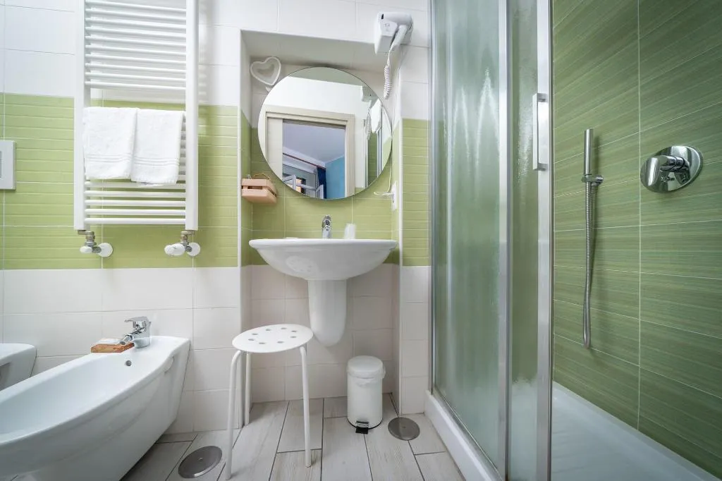 Room, B&B DolceVita Napoli, Naples