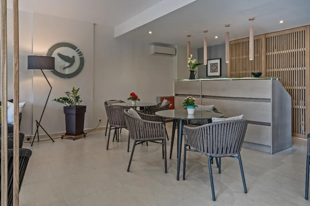 Lobby, Lefkoniko Beach, Crete