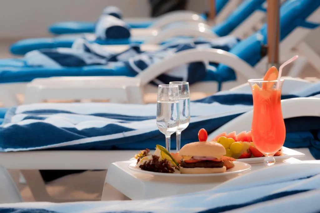 Pool, Signature Hotel Al Barsha, Dubai