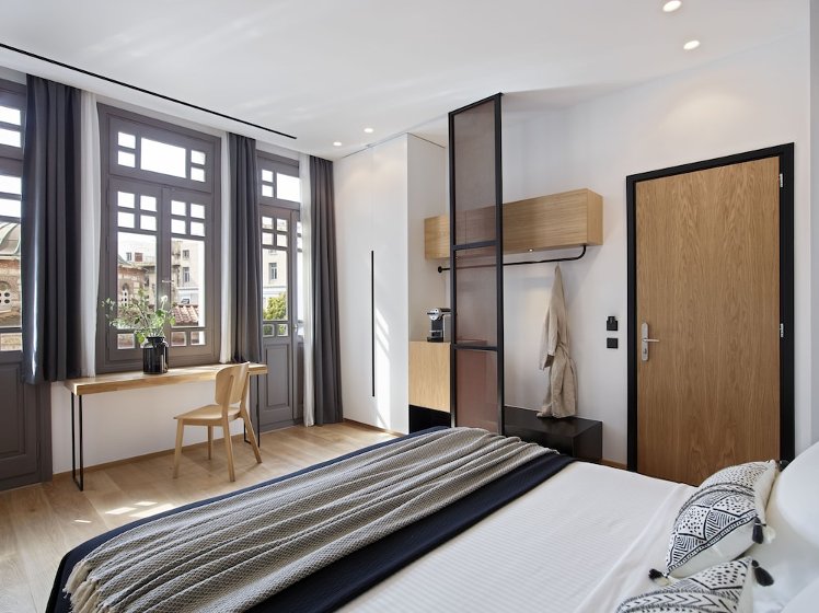 Innathens Hotel, Athens