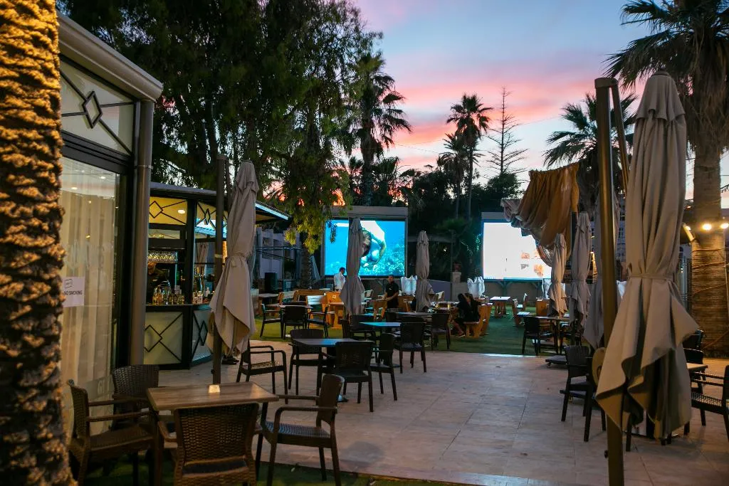 Bar, Beach Garden Hotel, Malta