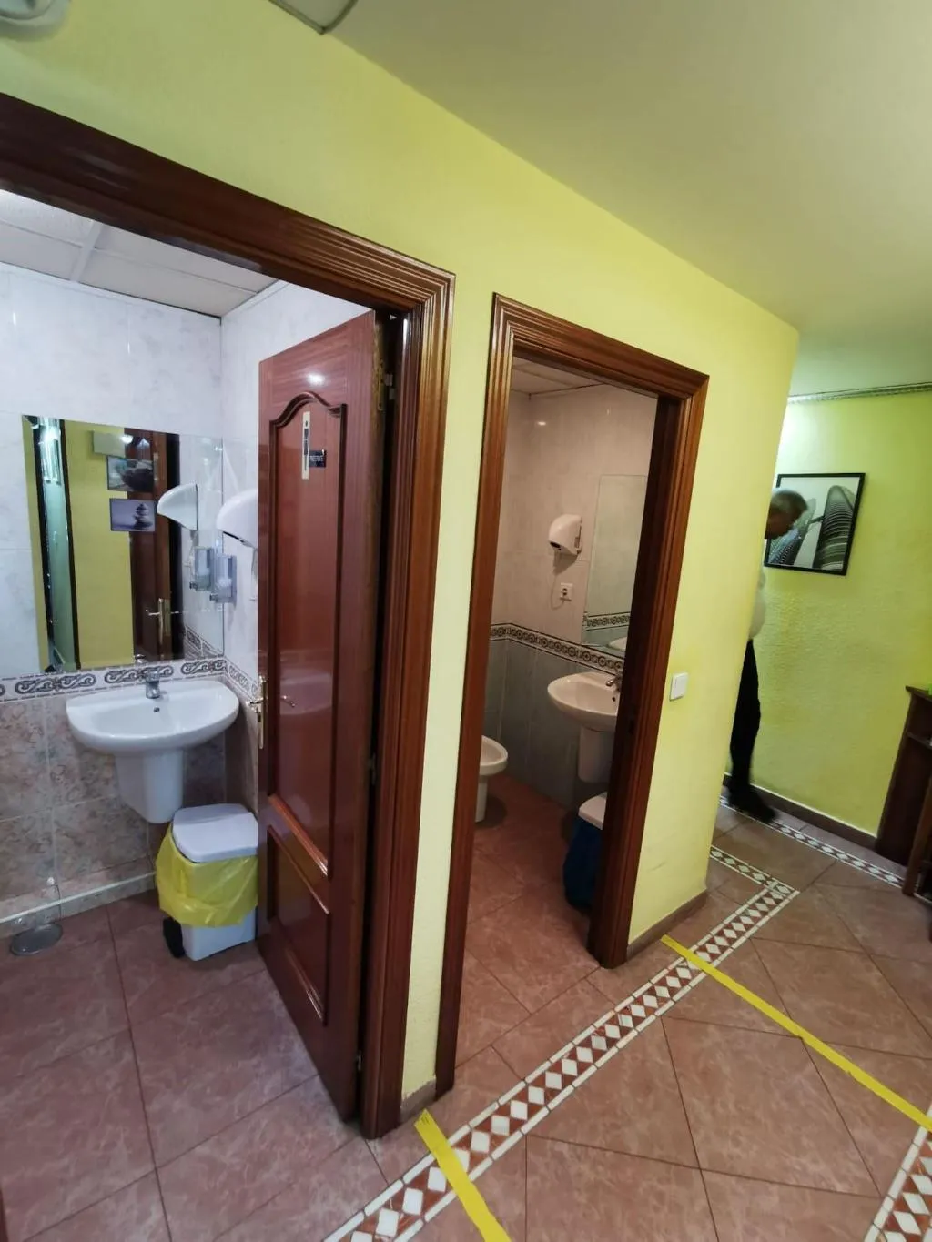 Room, Casa de huéspedes asturiana, Madrid