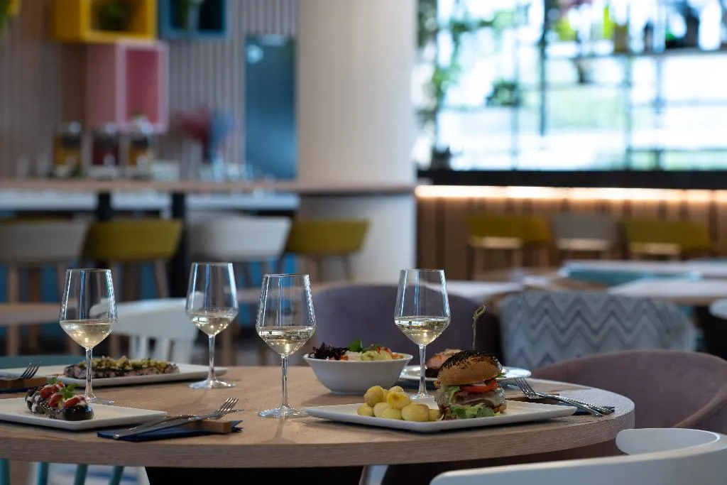Restaurant, Hampton by Hilton Rome North Fiano Romano, Rome