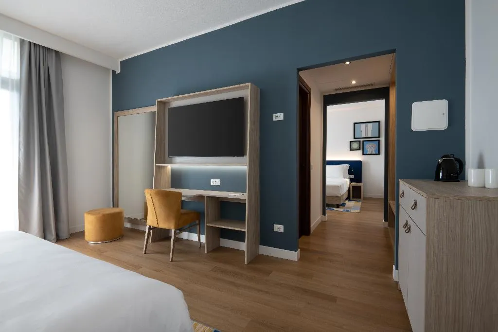 DOUBLE TWO KING BEDS Room, Hampton by Hilton Rome North Fiano Romano, Rome