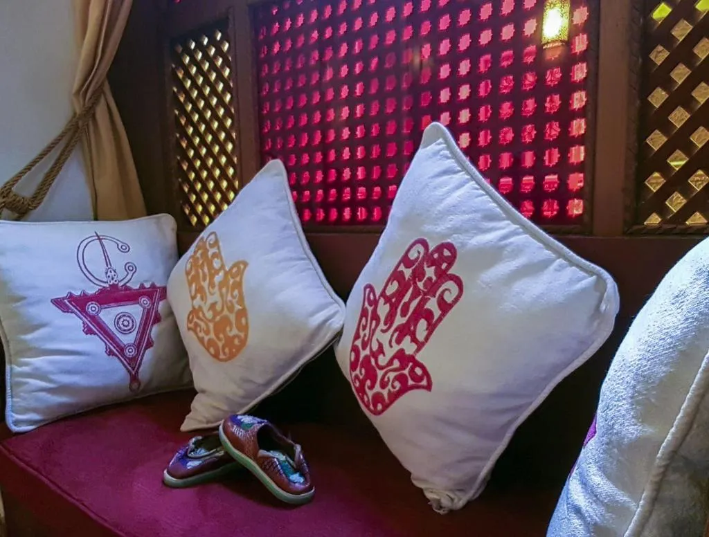 Room, Riad Gallery 49, Marrakech