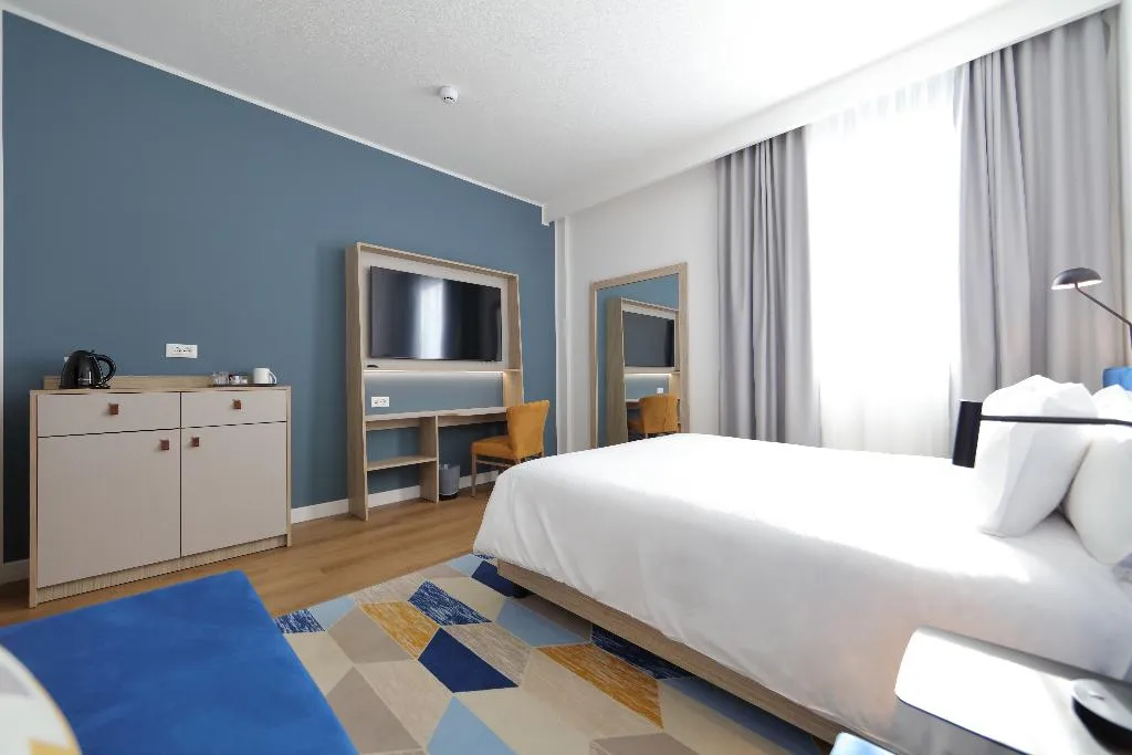 DOUBLE QUEEN SIZE BED Room, Hampton by Hilton Rome North Fiano Romano, Rome