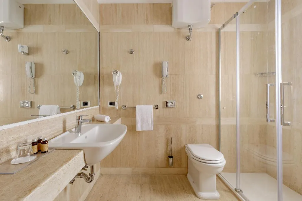 SINGLE STANDARD Room, Hotel Della Torre Argentina, Rome