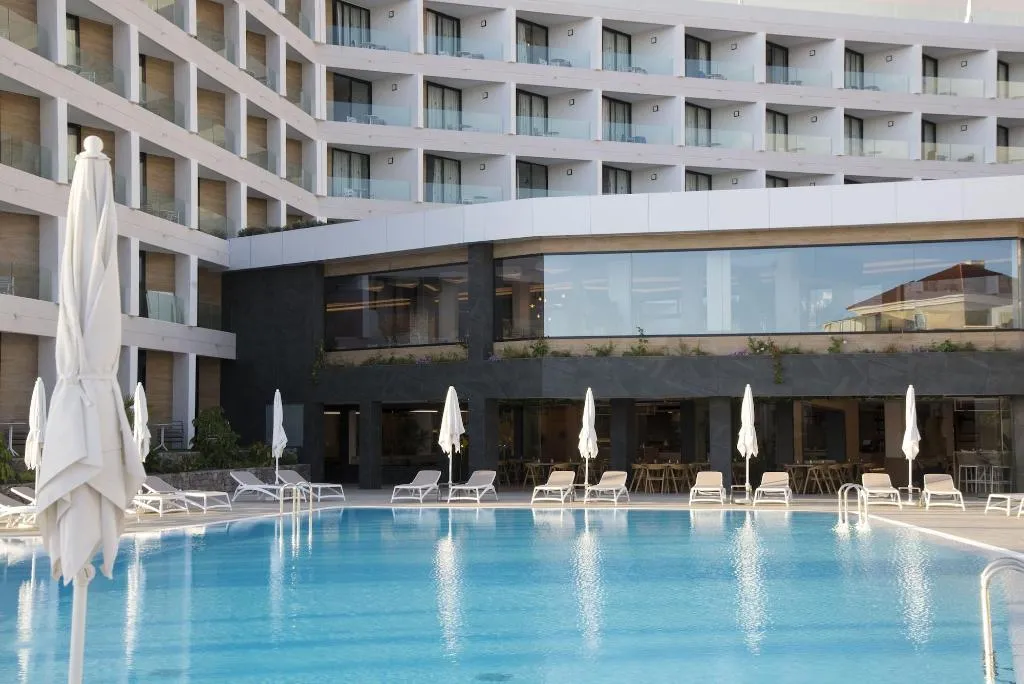 Sports and Entertainment, MYND Adeje, Tenerife