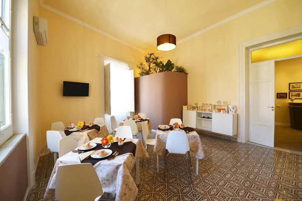Restaurant, 174 Via Roma, Palermo