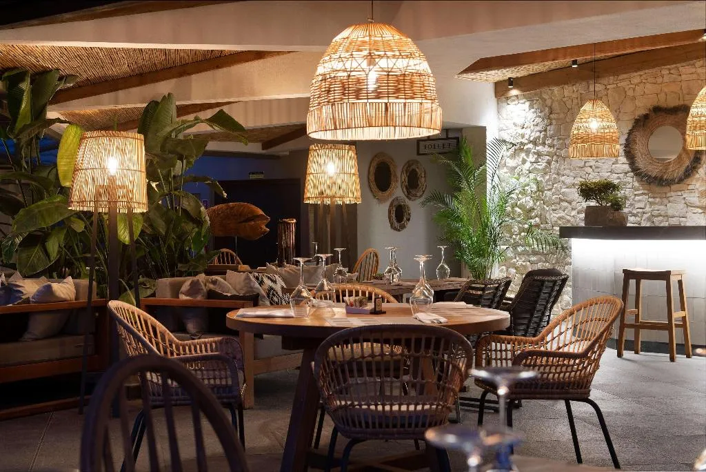 Restaurant, Miramare Beach, Antalya