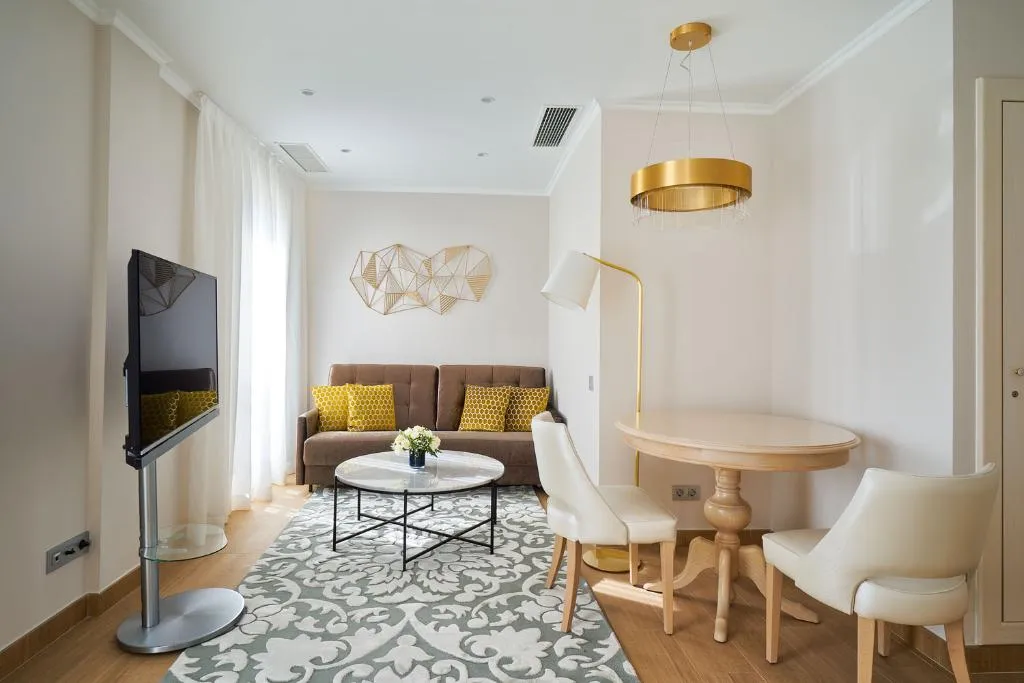 Room WITH TERRACE Room, Tandem Soho Suites, Costa Del Sol