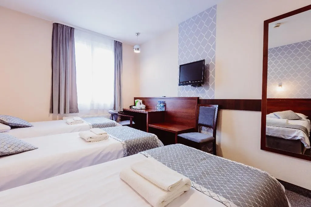 TRIPLE BUSINESS Room, Fero Express, Krakow