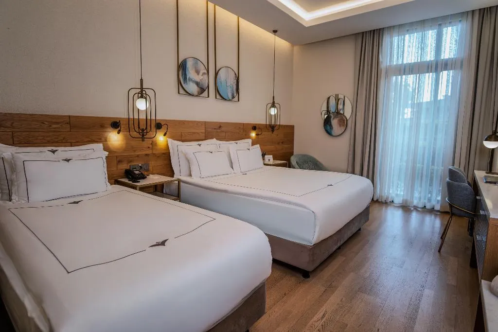 DOUBLE SUPERIOR LAND VIEW Room, Miramare Beach, Antalya