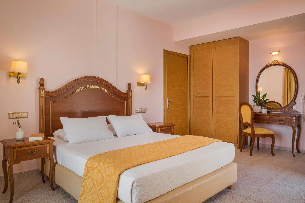 VILLA ONE BEDROOM Room, Kefalonia Bay Palace by GHH, Kefallinia