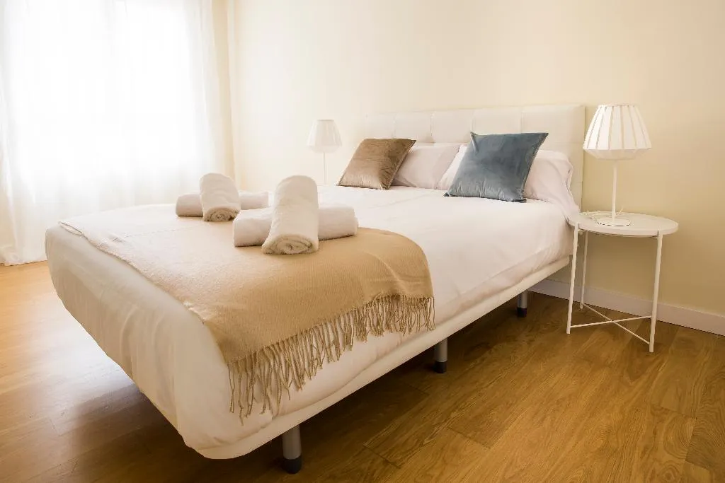 Room, HQ Rooms San Vicente, Valencia