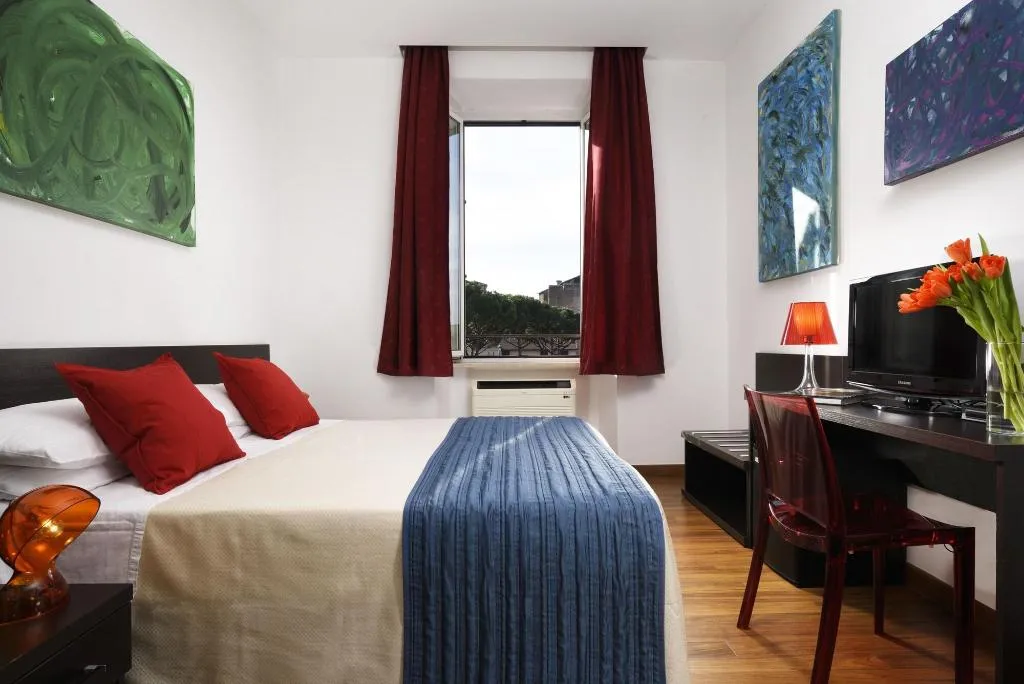 Room, Colosseo Panorama, Naples