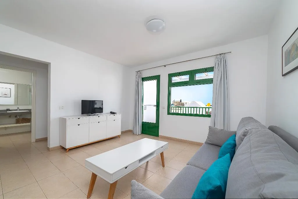 APARTMENT CAPACITY 4 TWO BEDROOMS Room, Elena Apartamentos, Lanzarote