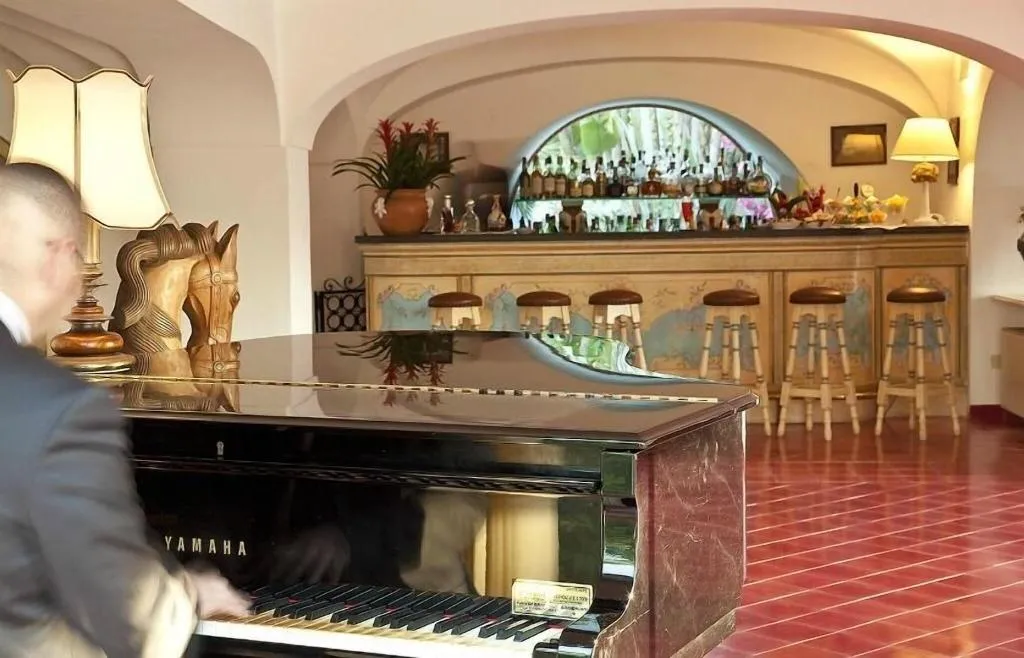 Bar, Grand Hotel il Moresco, Naples