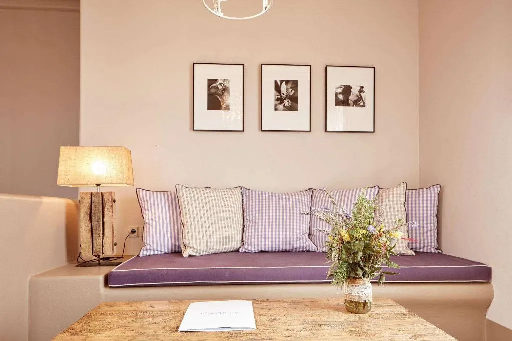 Room, Diles & Rinies, Mykonos