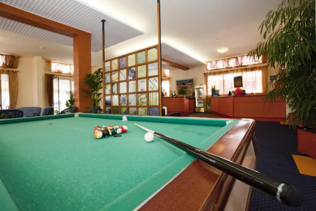 Sports and Entertainment, Hotel Bettina, Venice