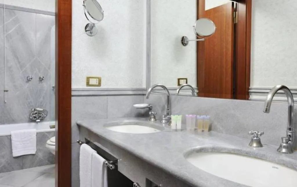 Double or Twin SUPERIOR Room, Room Select Mecenate Palace, Rome