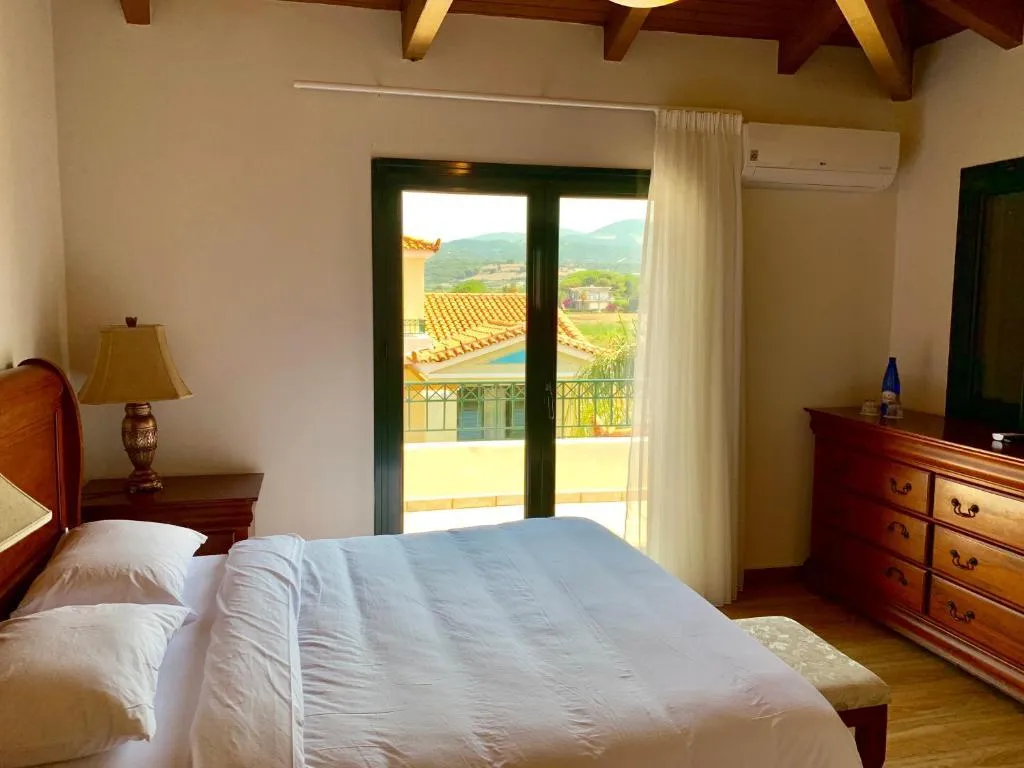 APARTMENT SEA VIEW Room, Messina Resort Hotel, Athens