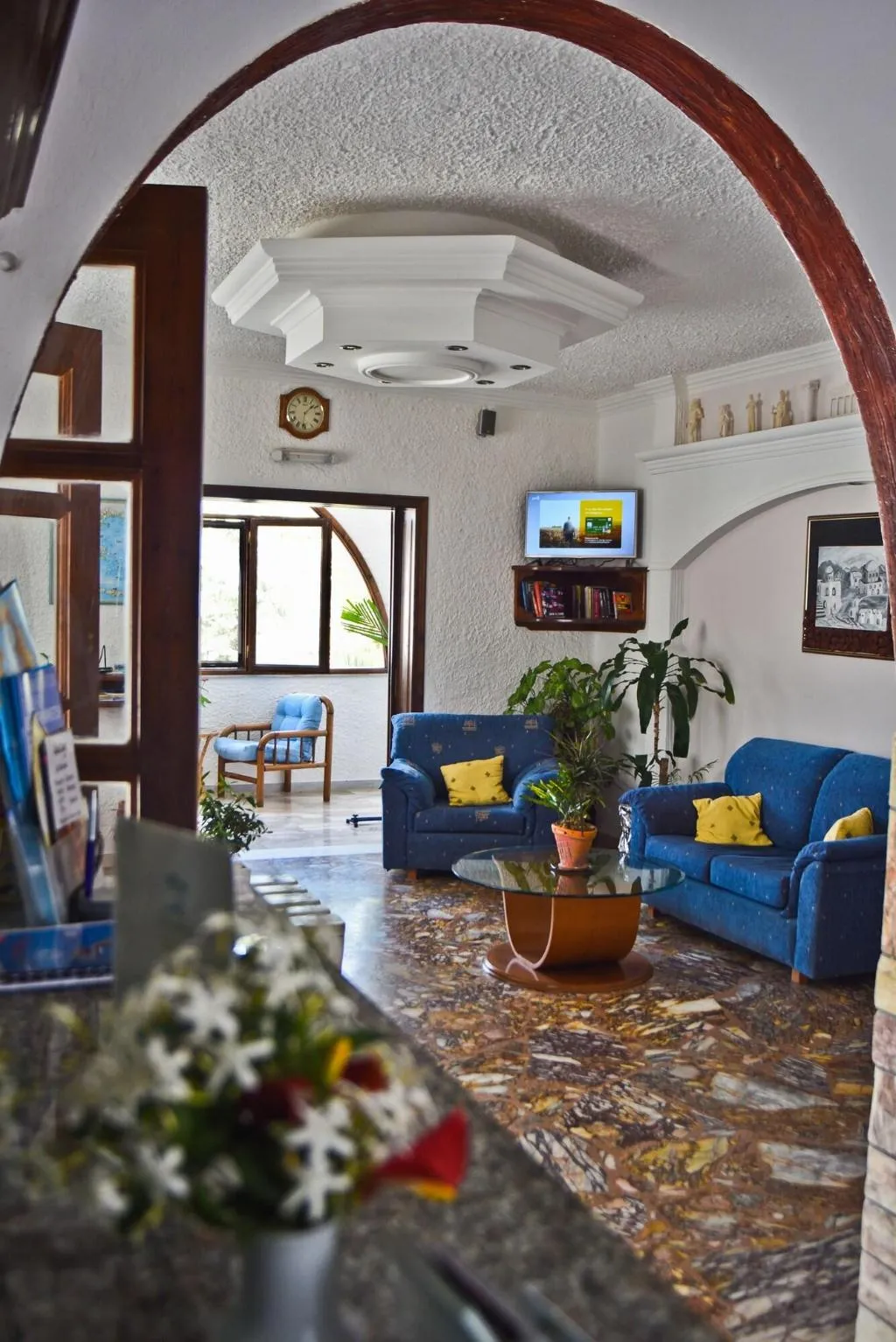 Lobby, Holiday Beach Resort, Santorini